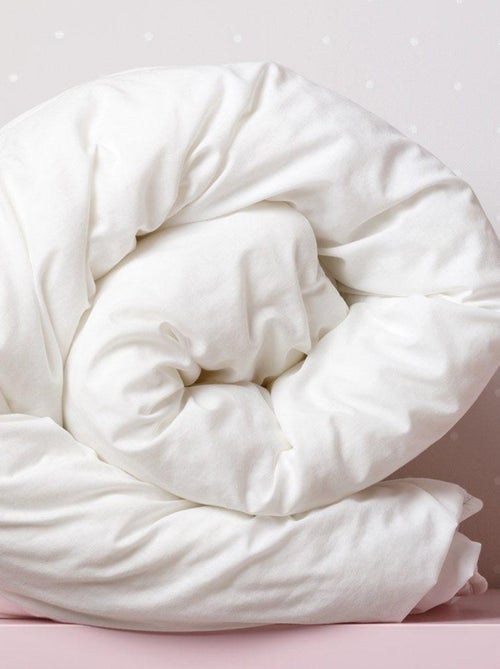 Couette bébé blanche tempérée anti-acariens 80x120 cm - Kiabi Couette bébé blanche tempérée anti-acariens 80x120 cm - Kiabi