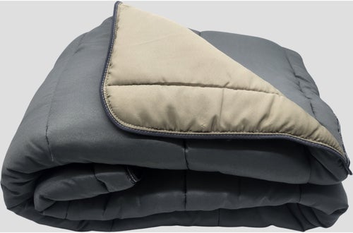 Couette bicolore Gris / Lin - 2 personnes 220 x 240 - Kiabi Couette bicolore Gris / Lin - 2 personnes 220 x 240 - Kiabi