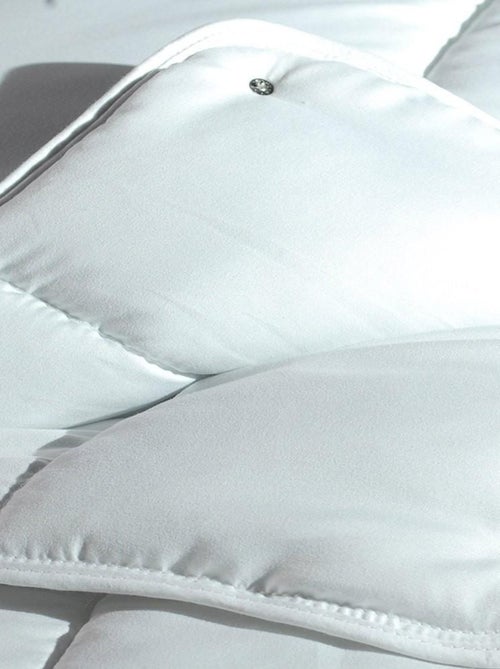Couette blanche 4 saisons  cm 500 grs - Kiabi