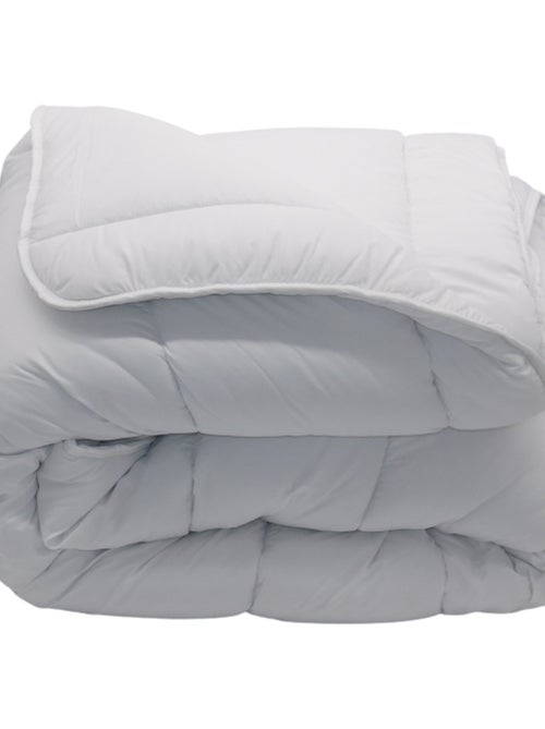 Couette Blanche A Bouillir - Mi-Saison - Kiabi Couette Blanche A Bouillir - Mi-Saison - Kiabi