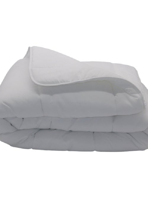 Couette Blanche Légère Toutes Saisons - Kiabi Couette Blanche Légère Toutes Saisons - Kiabi