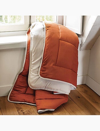 Couette chaude microfibre bicolore 400 gr/m2