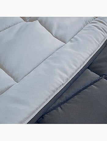 Couette d'été en microfibre bicolore