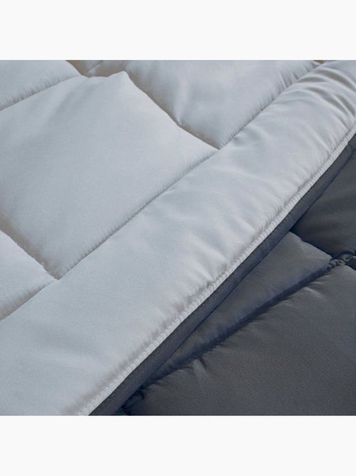 Couette d'été en microfibre bicolore - Kiabi