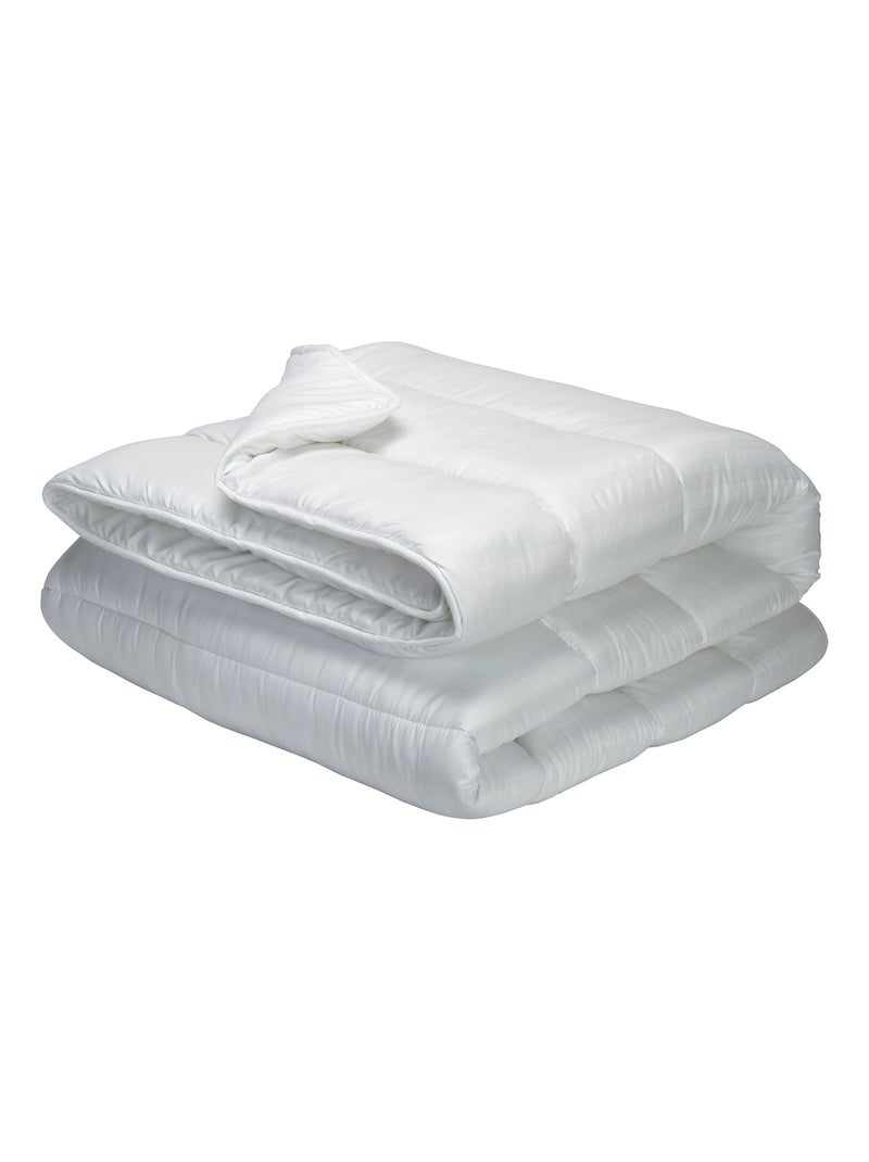 Couette en fibre | PIKOLIN HOME | Antiallergique | Hiver Blanc - Kiabi