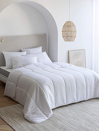 Couette été en coton anti-acariens