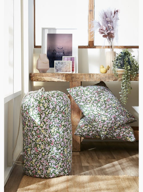 Couette imprimée + 2 taies d’oreiller 60 x 60 cm – Coton Imprimé – Myosotis - Kiabi Couette imprimée + 2 taies d’oreiller 60 x 60 cm – Coton Imprimé – Myosotis - Kiabi