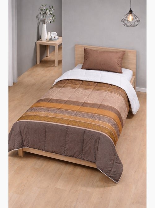 Couette légère imprimée / Non tissé blanc - Kiabi Couette légère imprimée / Non tissé blanc - Kiabi
