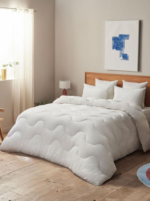Couette Lovely Night - Chaude - DUNLOPILLO - Kiabi Couette Lovely Night - Chaude - DUNLOPILLO - Kiabi