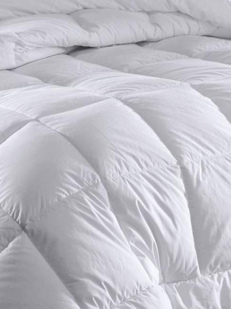 Couette microfibre 220x240 - Blanche - 550 grs/m2 Blanc - Kiabi