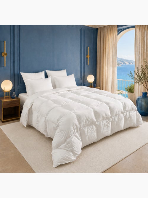 Couette naturelle 80% duvet d'oie - chaude - dodo - Kiabi Couette naturelle 80% duvet d'oie - chaude - dodo - Kiabi