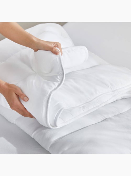 Couette Nordique en Fibre Ecolofil Aloe Vera Automne-Hiver - Kiabi