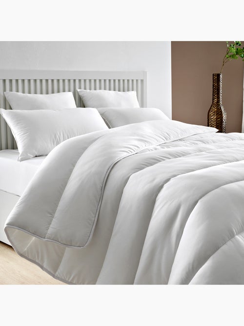 Couette Nordique fibre Tissu extra-doux Automne-Hiver - Kiabi Couette Nordique fibre Tissu extra-doux Automne-Hiver - Kiabi
