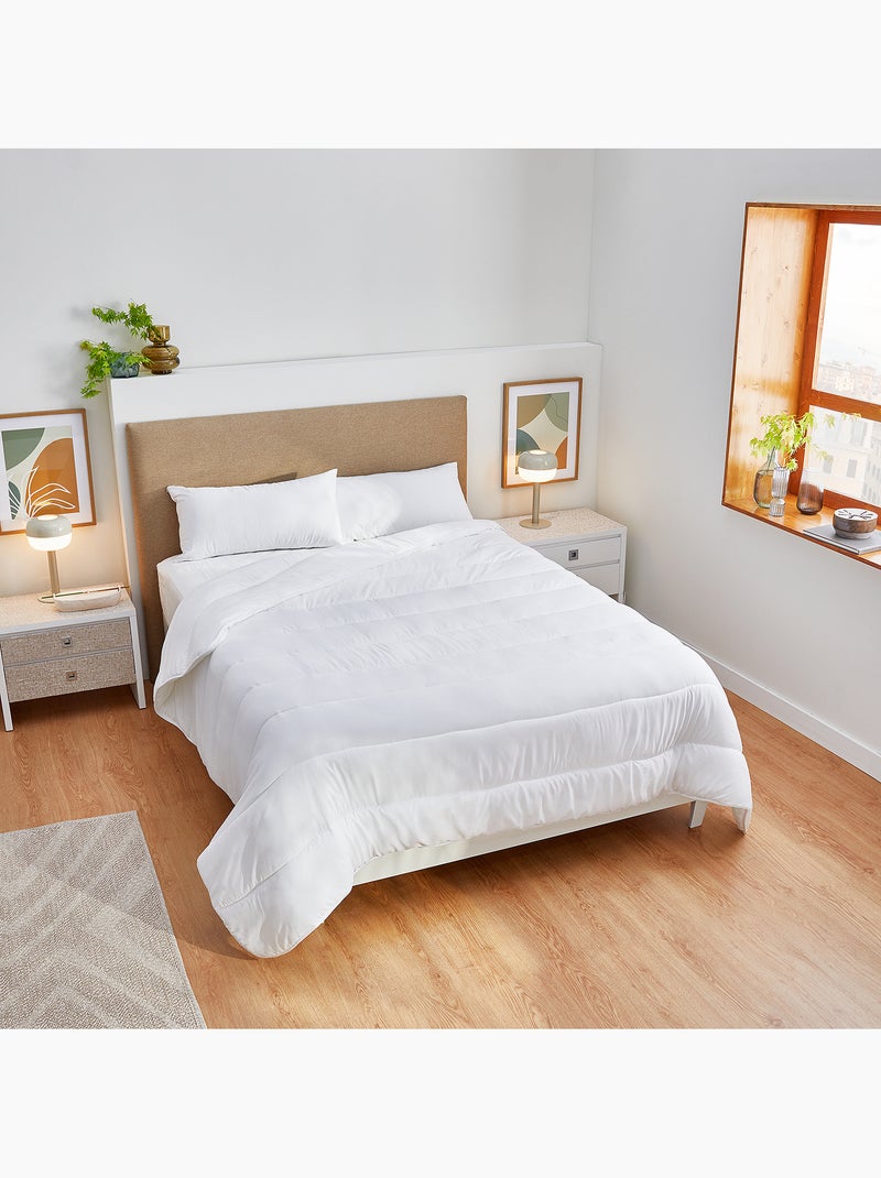 Couette Nordique microfibre Antiallergique Automne-Hiver Blanc - Kiabi