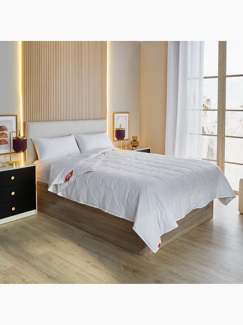 Couette Nordique premium 180x220cm| 92% Duvet| 4 saisons| Lit 100/105 Blanc - Kiabi