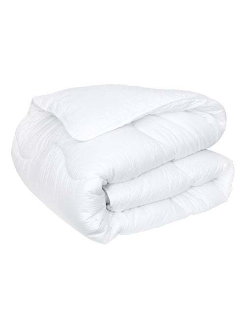 Couette polyester CARESSE microfibre siliconée Chaud (hiver) 450 g/m2 - Kiabi