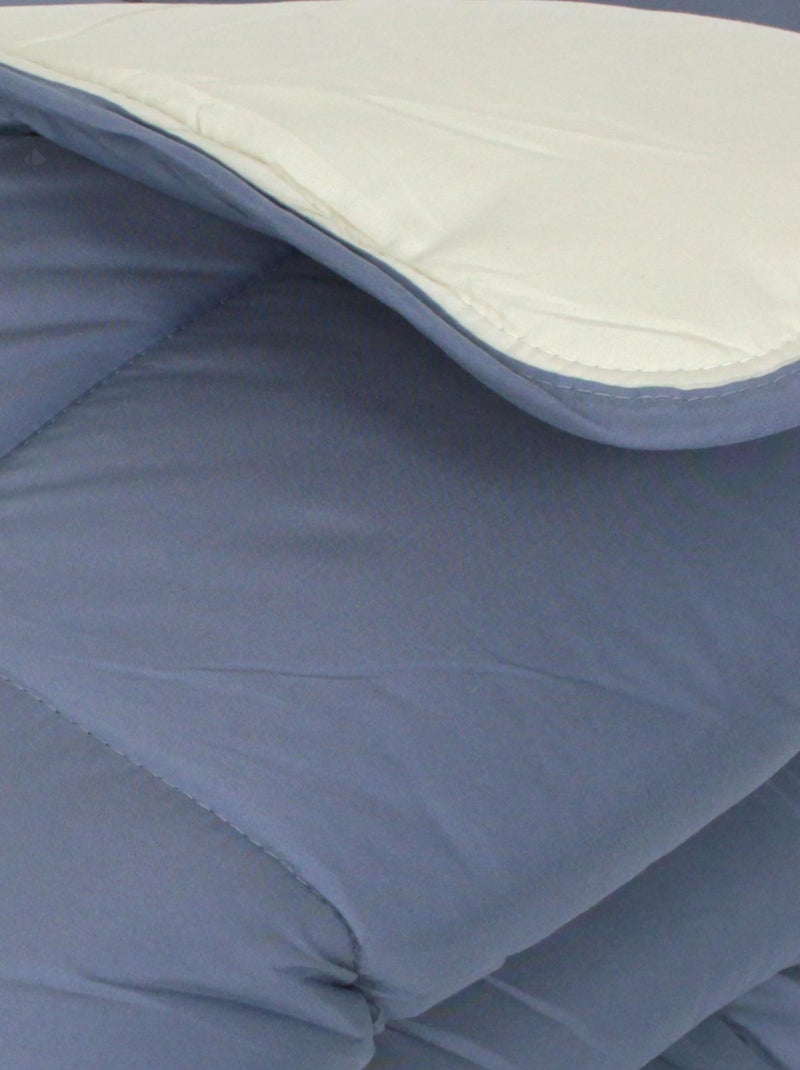 Couette polyester COCOON BICOLORE fibre creuse siliconée Chaud (hiver) Bleu Beige - Kiabi