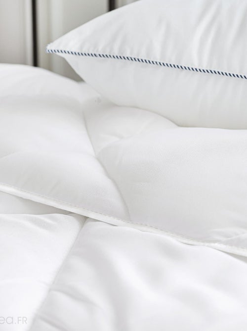 Couette polyester COCOON fibre creuse siliconée 4 saisons 200 + 300 g/m2 - Kiabi