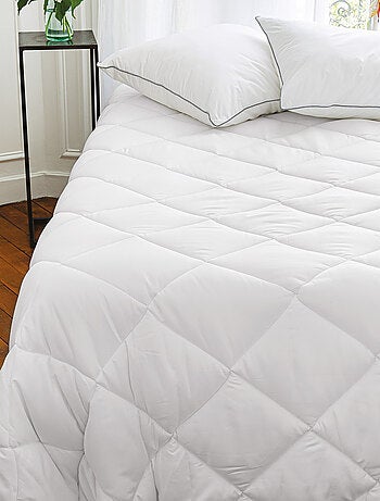 Couette polyester COCOON fibre creuse siliconée 4 saisons