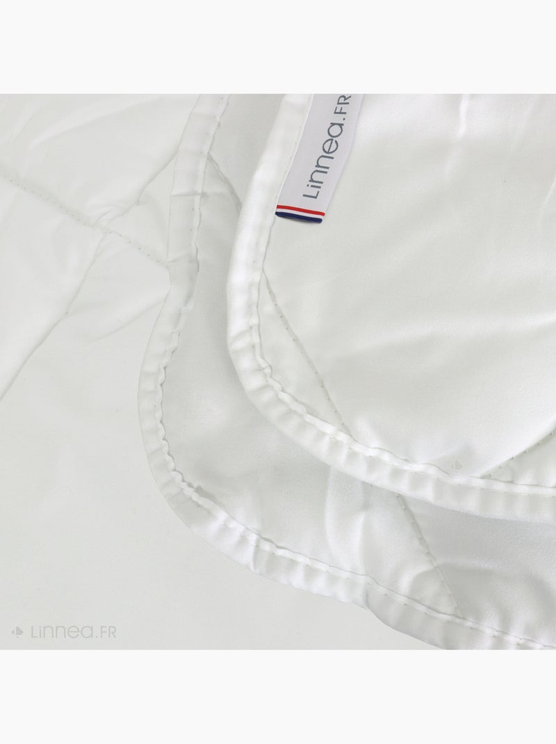 Couette polyester COCOON fibre creuse siliconée Chaud (hiver) 400 g/m2 Blanc - Kiabi