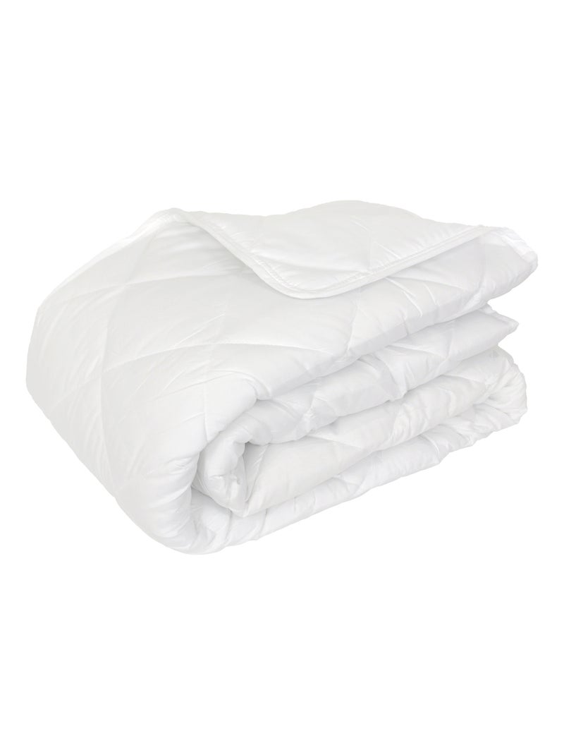 Couette polyester COCOON fibre creuse siliconée Léger (été) 200 g/m2 Blanc - Kiabi
