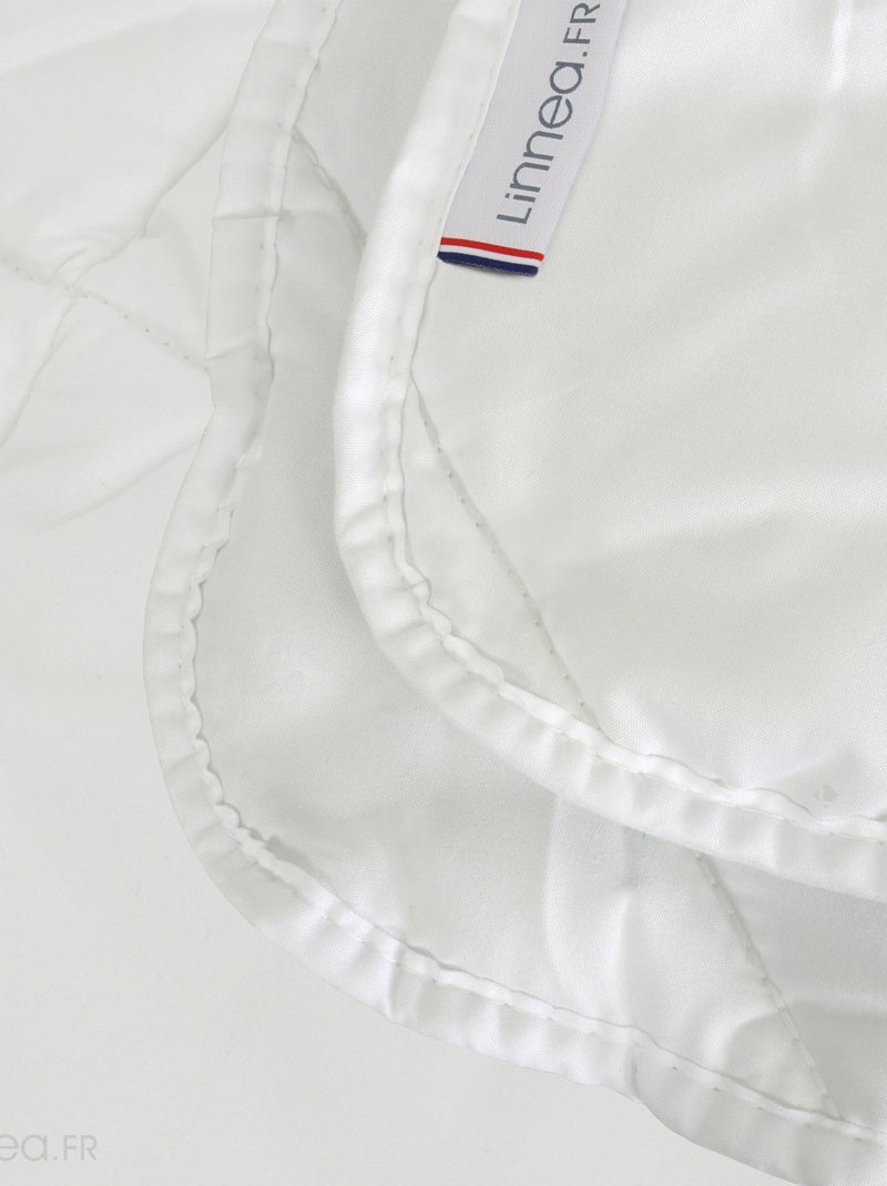 Couette polyester COCOON fibre creuse siliconée Léger (été) 200 g/m2 Blanc - Kiabi