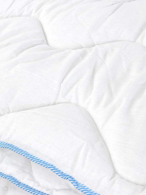 Couette polyester HARMONIE fibre creuse siliconée Chaud (hiver) 450 g/m2 - Kiabi