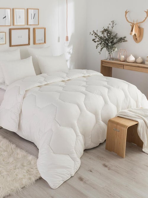 Couette Protection Active Anti-Acariens 4 SAISONS - DODO - Kiabi Couette Protection Active Anti-Acariens 4 SAISONS - DODO - Kiabi