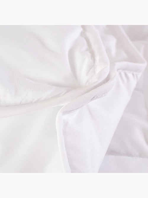 Couette toutes saisons 120 + 250 gr Basic "Happyfriday" - Kiabi