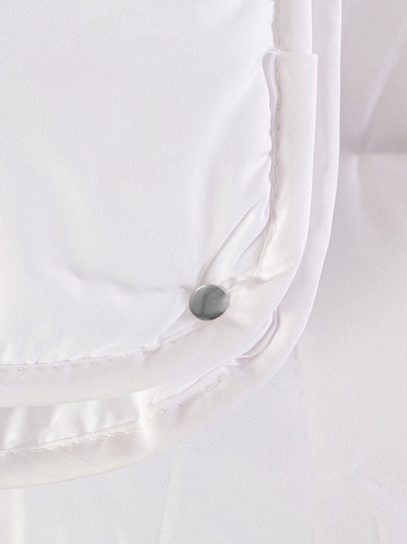 Couette toutes saisons 120 + 250 gr Basic "Happyfriday" Blanc - Kiabi