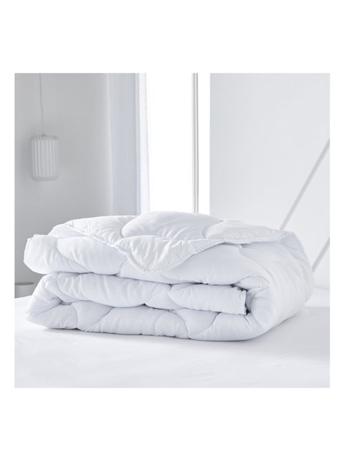 Couettes Polyester PROMO LINGE - Kiabi Couettes Polyester PROMO LINGE - Kiabi
