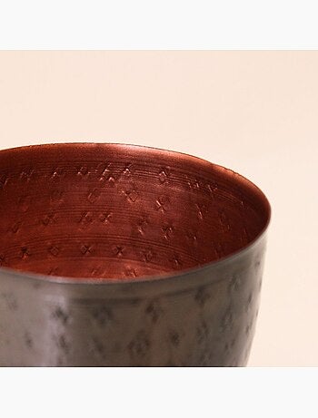 Coupe en métal martelé 15x11cm