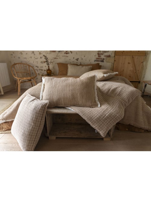 Coussin - L'effet papillon - Coton : 385 gr/m² - Filling 520 gr - Kiabi Coussin - L'effet papillon - Coton : 385 gr/m² - Filling 520 gr - Kiabi