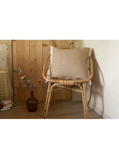 Coussin - L'effet papillon - Coton : 385 gr/m² - Filling 520 gr - Kiabi Coussin - L'effet papillon - Coton : 385 gr/m² - Filling 520 gr - Kiabi
