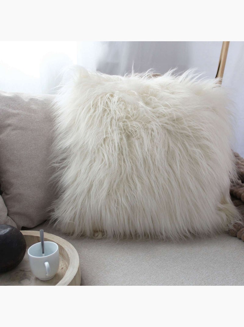 Coussin à poils longs EPICÉA Beige - Kiabi