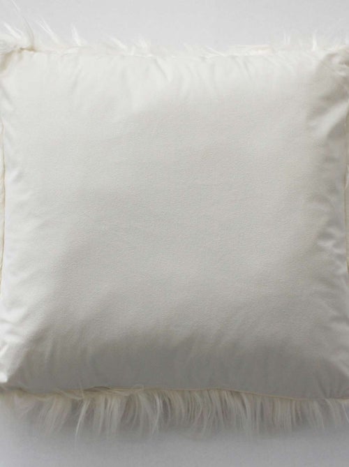 Coussin à poils longs EPICÉA - Kiabi