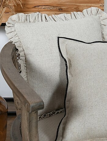 Coussin à volants en coton et lin