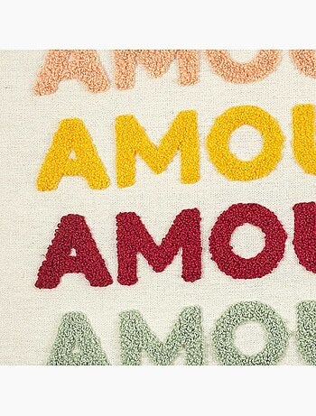 Coussin avec bouclette 40x40 AMOUR