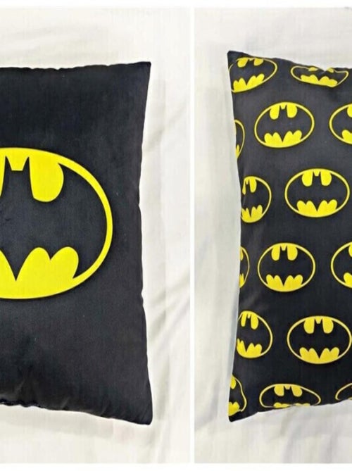 Coussin Batman - Logo Batman Noir et Jaune 40x40 cm - Kiabi