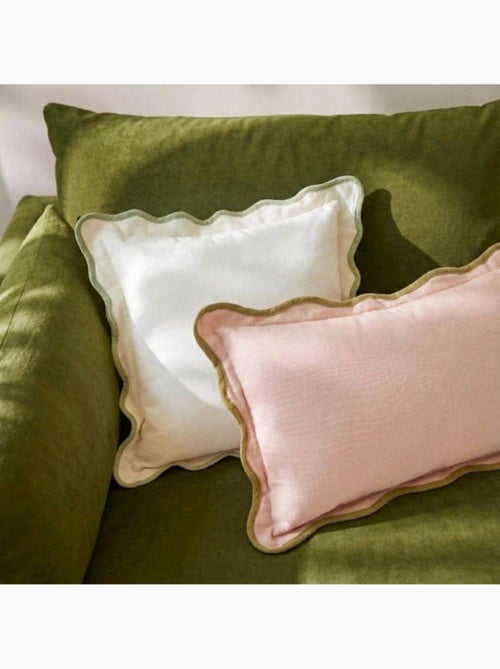 Coussin beige contour vagues 40x40cm - Kiabi Coussin beige contour vagues 40x40cm - Kiabi