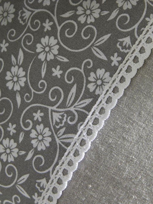 Coussin brodé - Kiabi