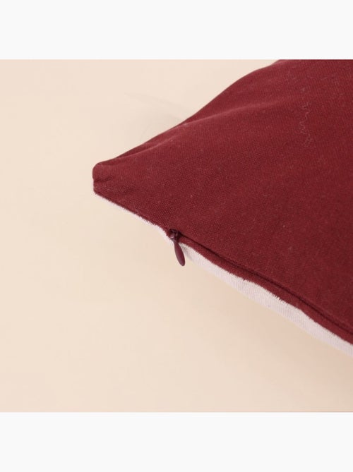 Coussin brodé motifs géométriques bordeaux, beige 30x50cm - Kiabi