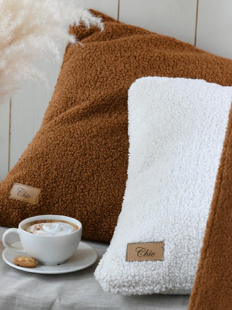 Coussin carré  - Effet bouclette Ecru - Kiabi