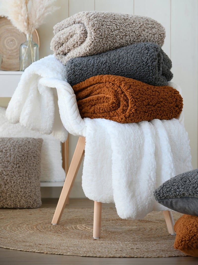 Coussin carré moelleux imitation fourrure Blanc - Kiabi