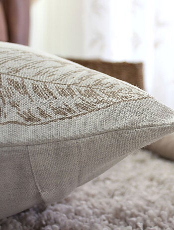 Coussin carré motif nature épuré