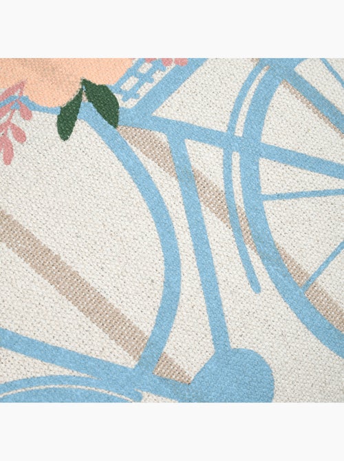 Coussin coton motif vélo fleuri - Kiabi Coussin coton motif vélo fleuri - Kiabi