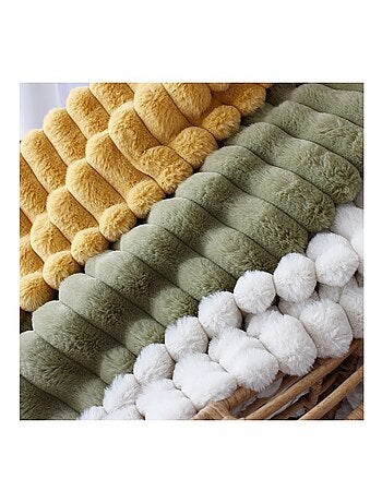 Coussin cottele effet velours