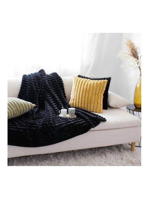 Coussin cottele effet velours - Kiabi Coussin cottele effet velours - Kiabi