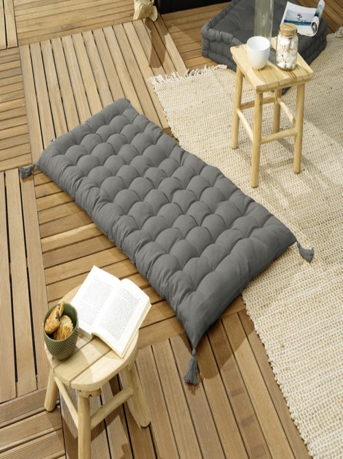 Coussin de Sol ou Matelas de sol avec pompons Collection Kalas - Kiabi