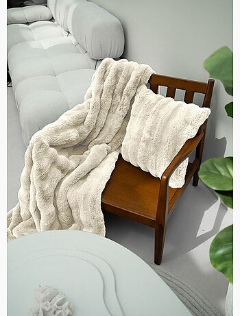 Coussin déco cotelé fausse fourrure - AFIBEL